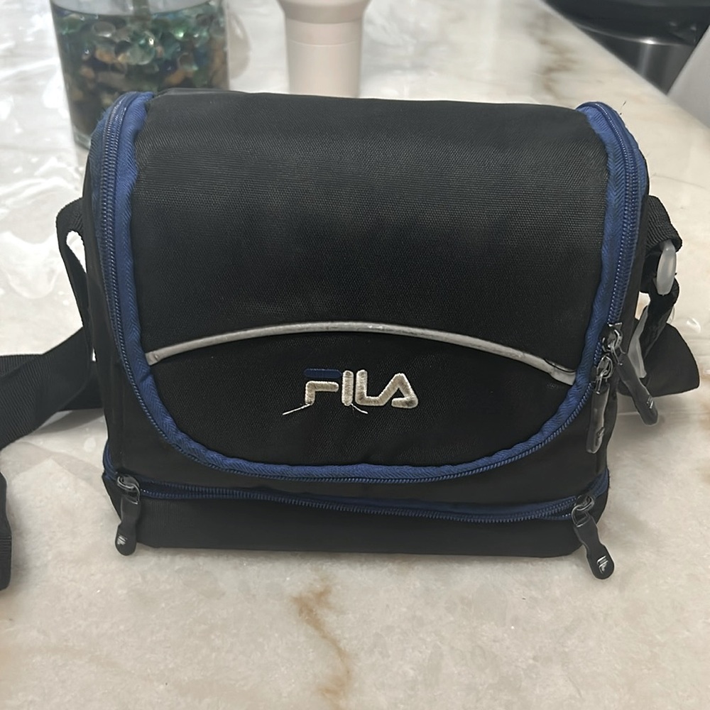 Fila lunch box